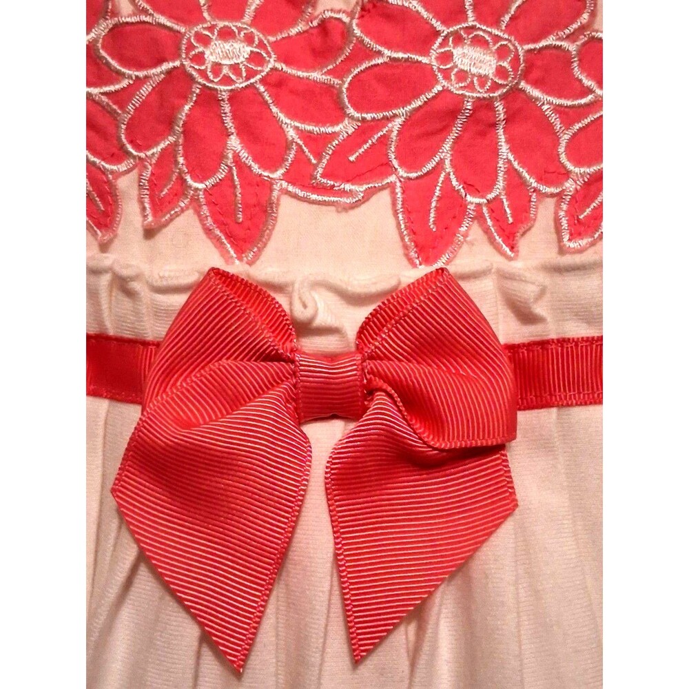 Baby / Toddler Girls White Sundress with Pink Embroidered Daisy Details & Bow - Picture 2 of 4